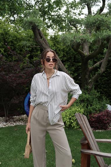 Toptan Yeşil Çizgili Gömlek