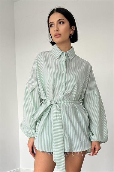 Toptan Yeşil Çizgili Poplin Kuşaklı Gömlek