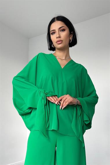بدلة خضراء من قطعتين بالجملة