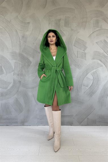 Toptan Yeşil Kapüşonlu Kuşaklı Kaban