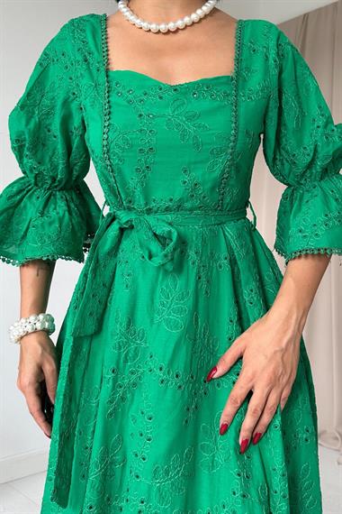 Toptan Yeşil Kolu Lastikli Brode Elbise