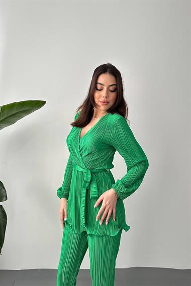 Toptan Yeşil Piliseli Kuşaklı Takım