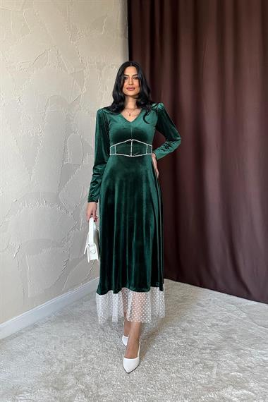 Toptan Zümrüt İnci Aksesuarlı Kadife Elbise
