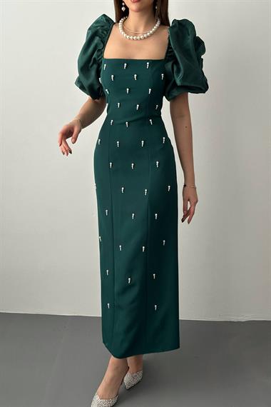 Toptan Zümrüt İşlemeli Kolu Garnili Elbise