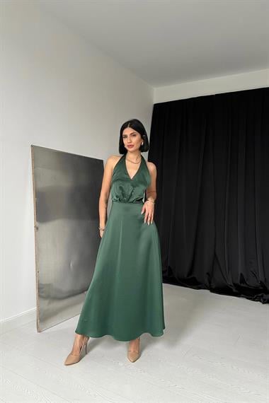 Toptan Zümrüt Pileli Saten Elbise
