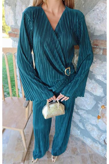 Toptan Zümrüt Toka Detaylı Pilise Takım