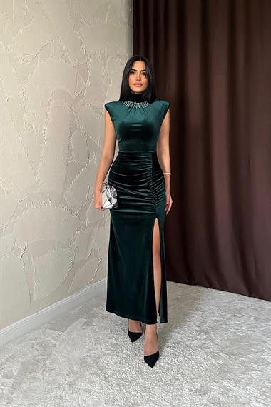 Toptan Zümrüt Yakası Taşlı Büzgülü Elbise