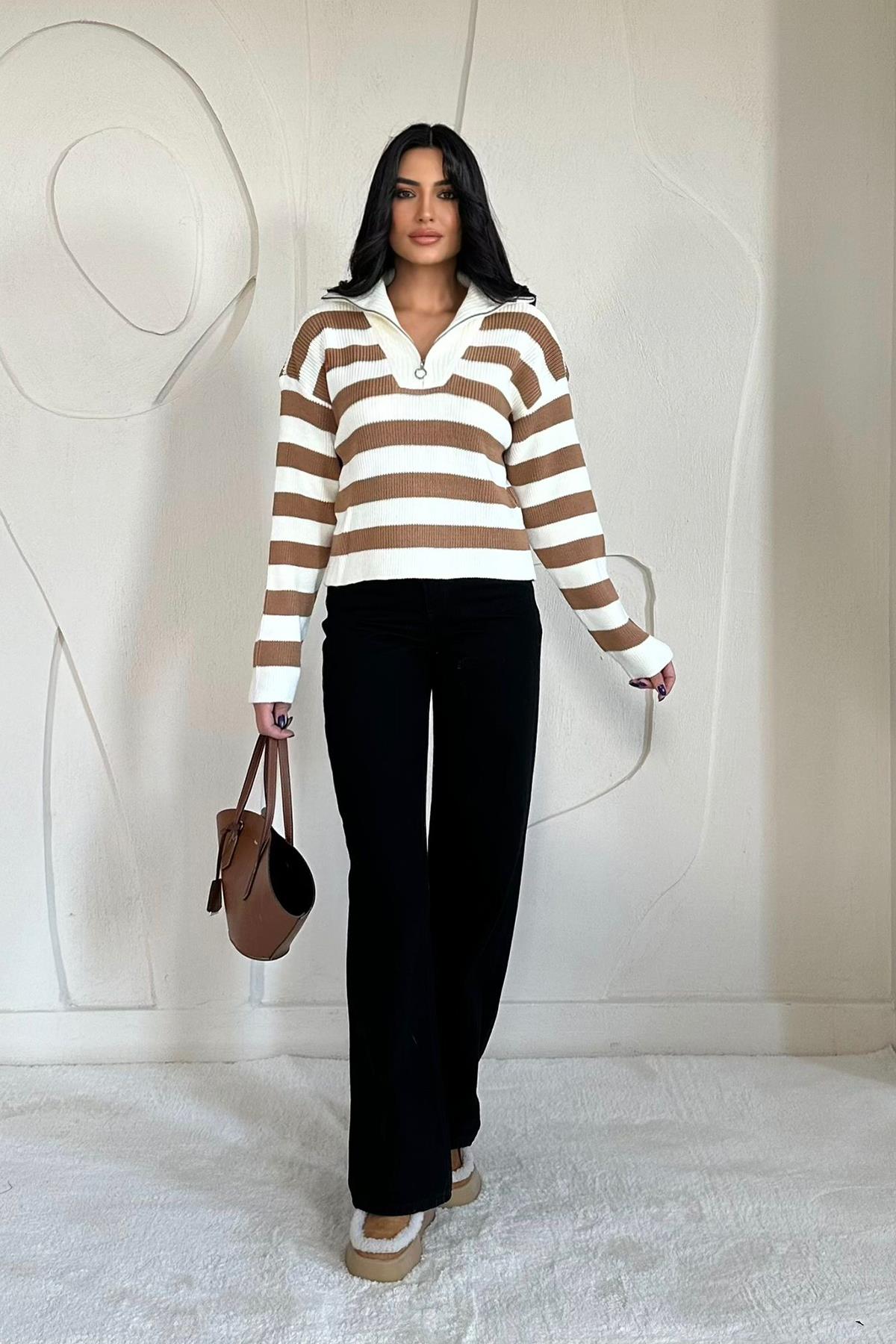 Toptan Camel Çizgili Triko Kazak