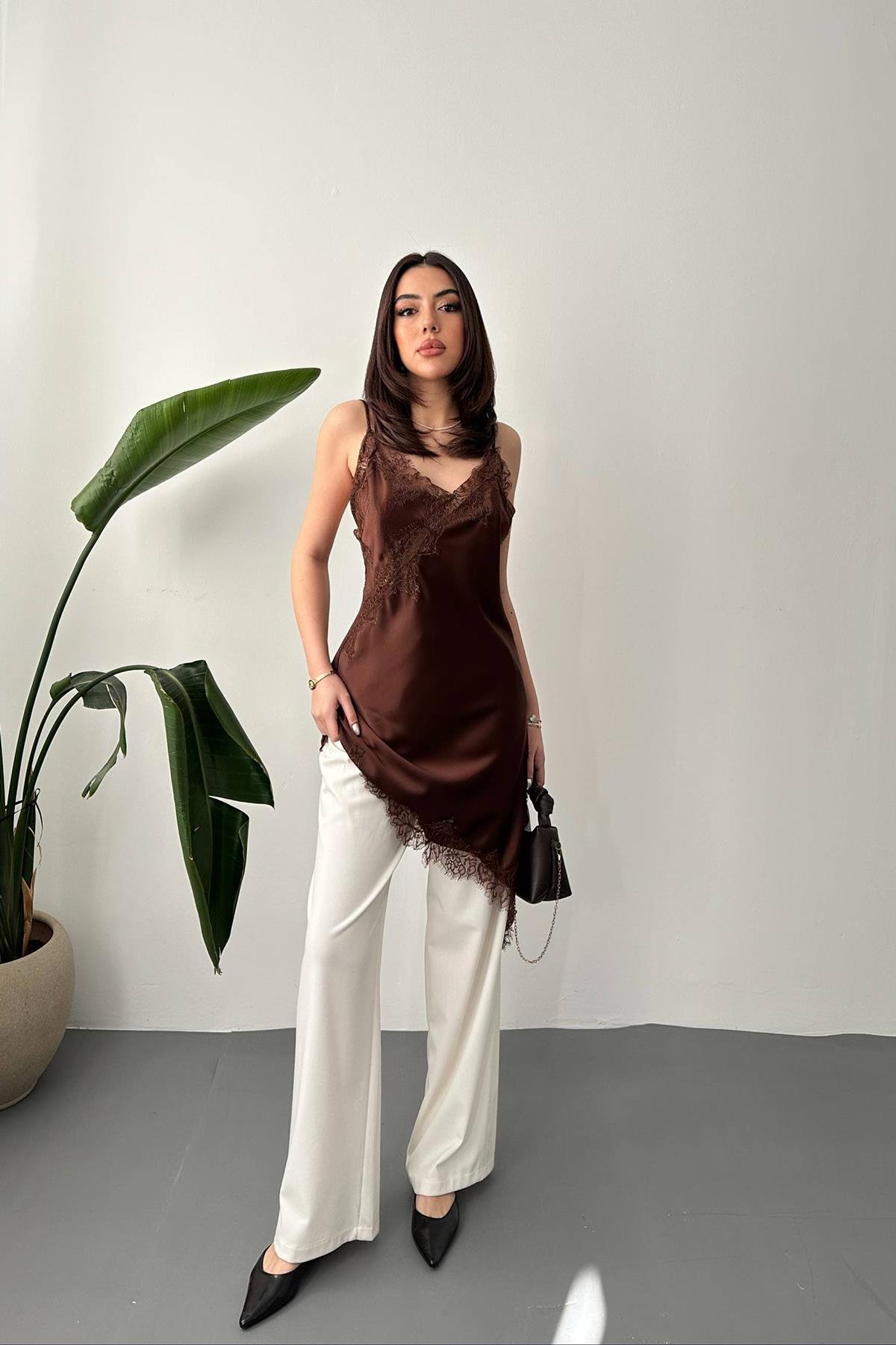 Toptan Kahverengi Dantelli Elbise