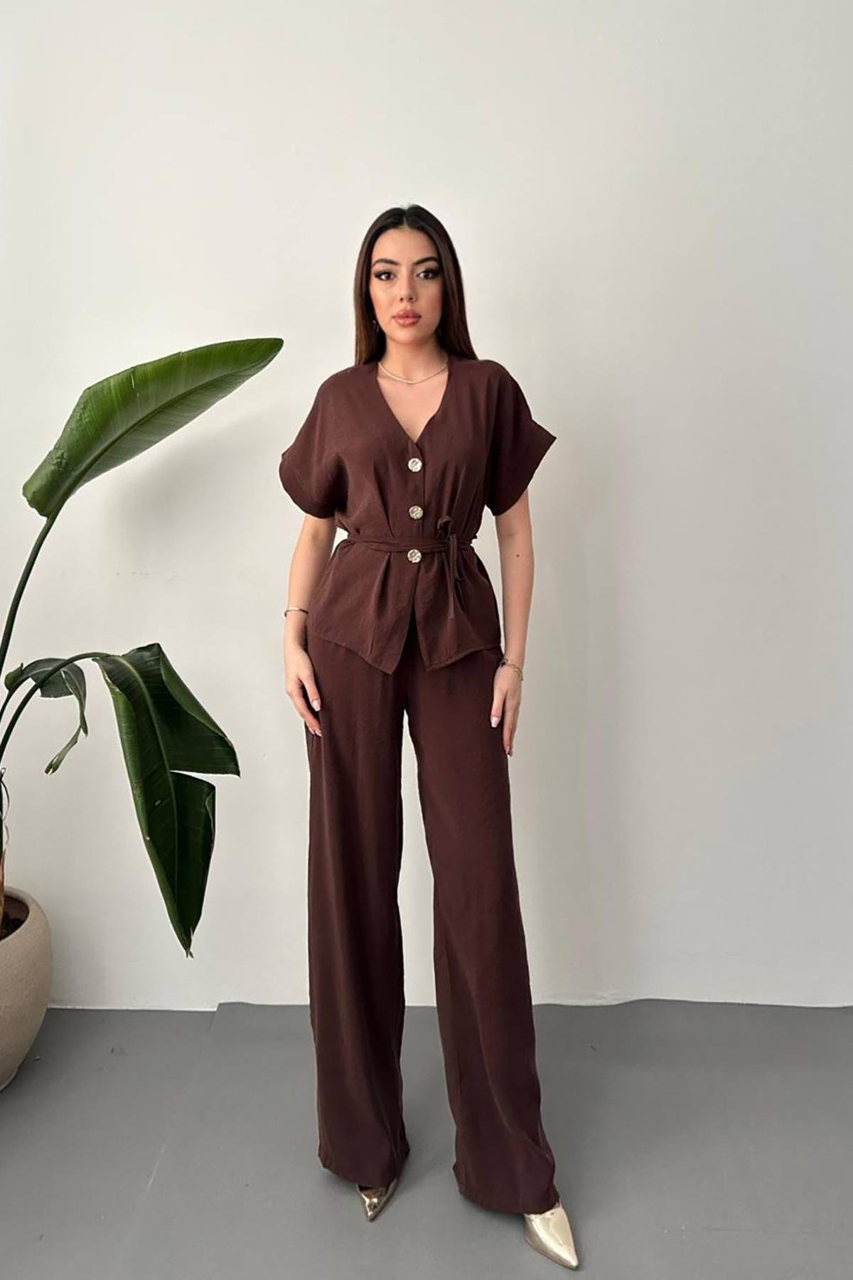 Toptan Kahverengi Düğme Detaylı İkili Modal Takım