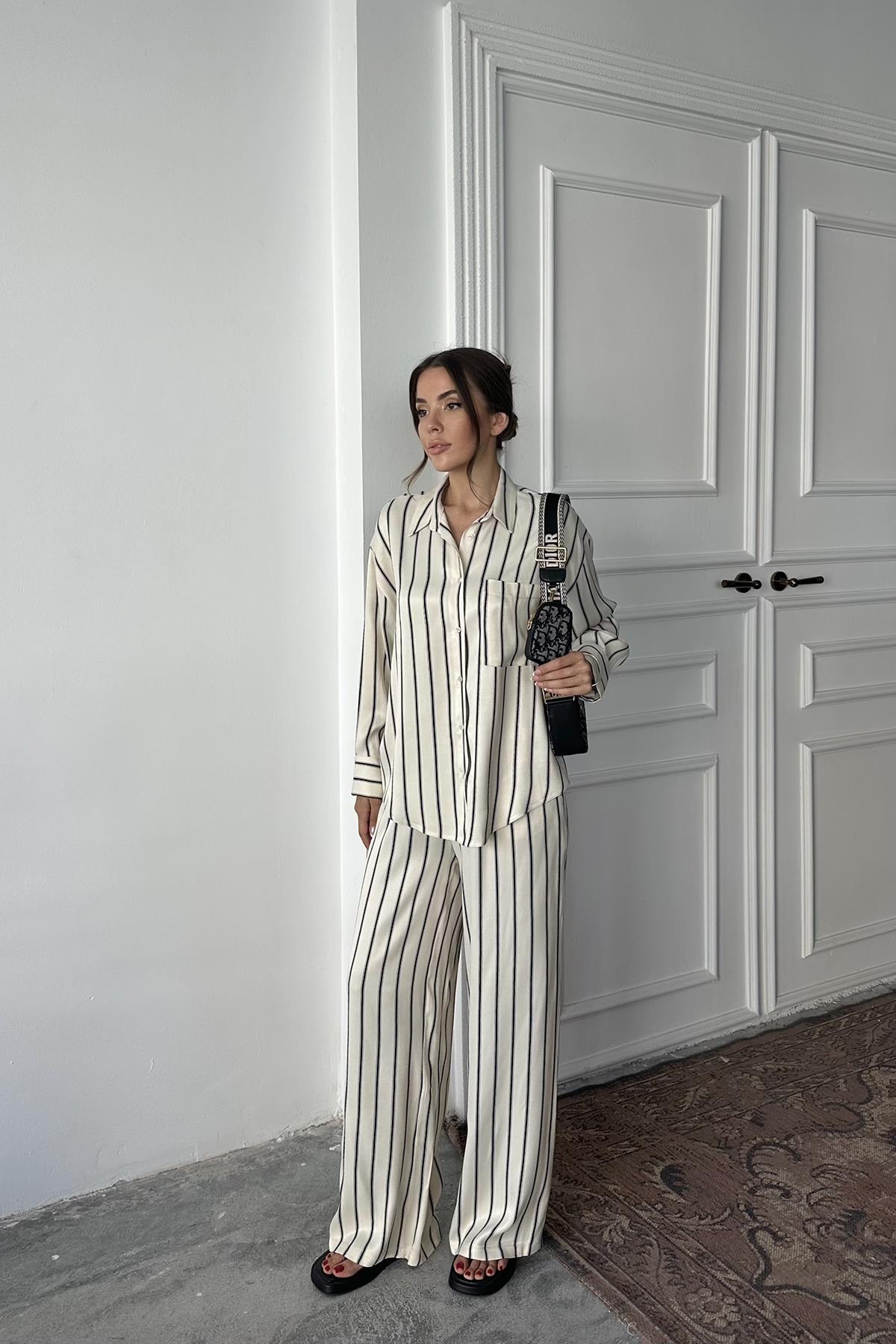 Toptan Siyah Çizgili Saten Takım