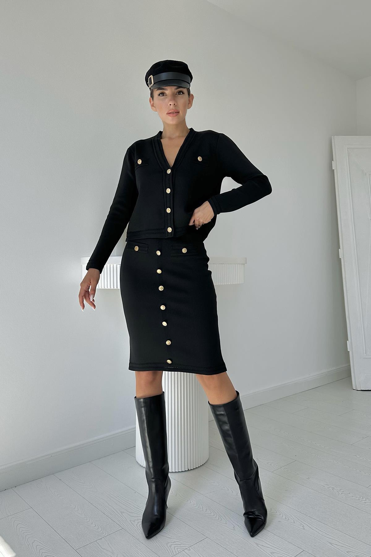 Toptan Siyah Düğmeli Hırka ve Etek Takım