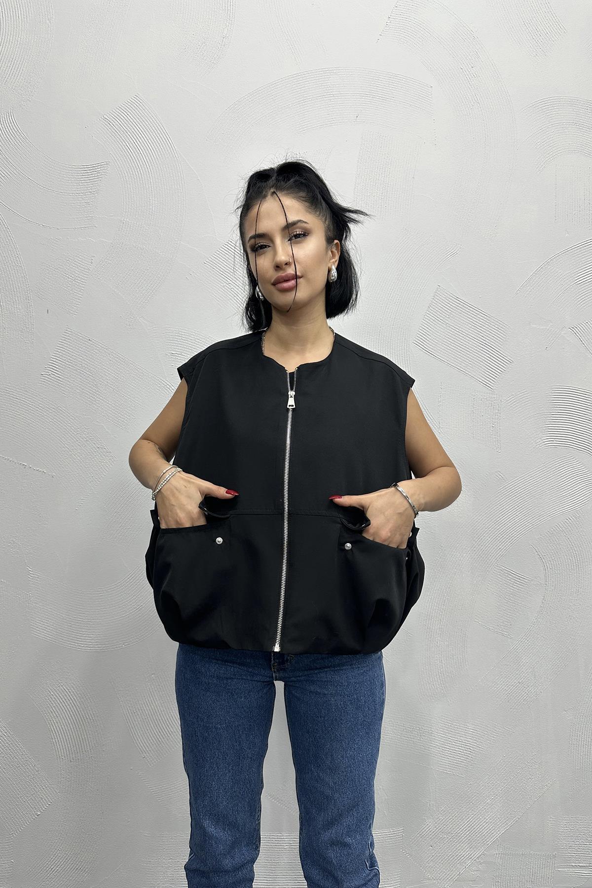 Toptan Siyah Pileli Yelek