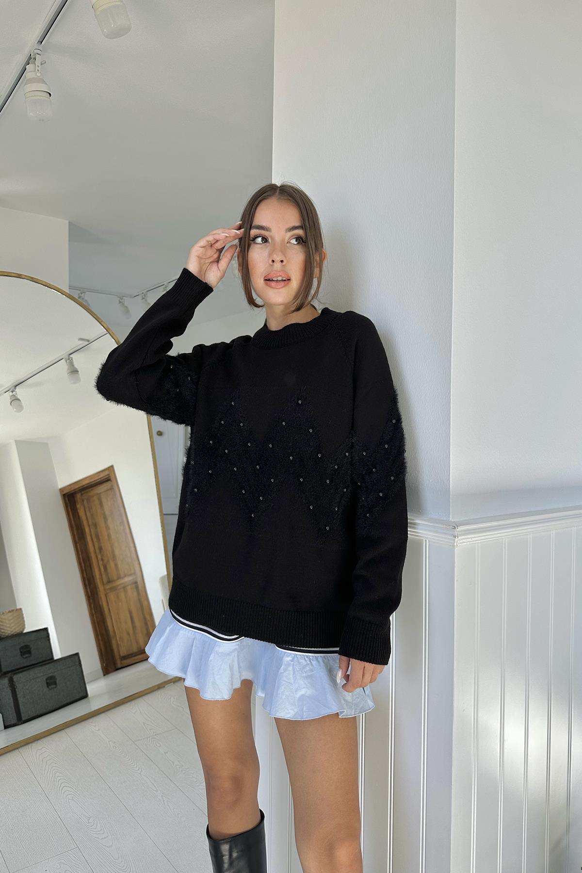 Toptan Siyah Zikzak Boncuklu Triko Kazak