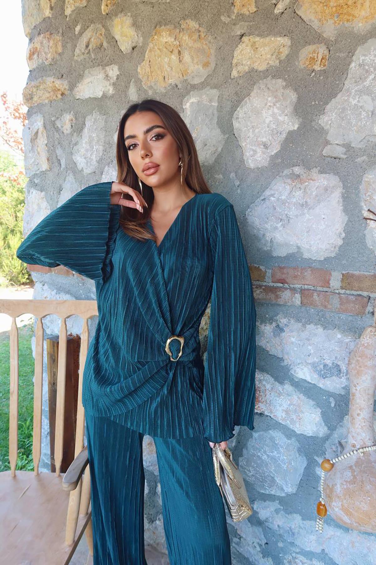 Toptan Zümrüt Toka Detaylı Pilise Takım