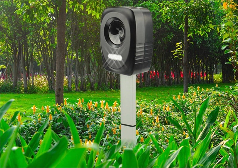 Pilli Adaptörlü Ultrasonik Kedi Köpek Kovucu 250 m2 Etkili