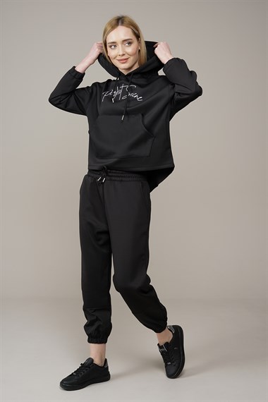 Kadın Kapüşonlu Nakışlı Sweatshirt  SiyahM1004
