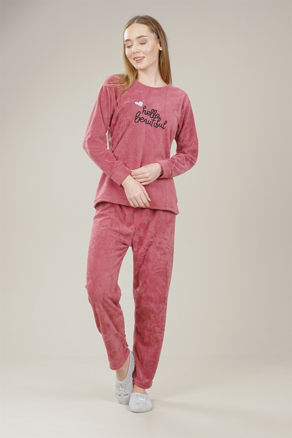 Kadın Yazı Detaylı Kadife Pijama Takımı  Gül KurusuMİ1087