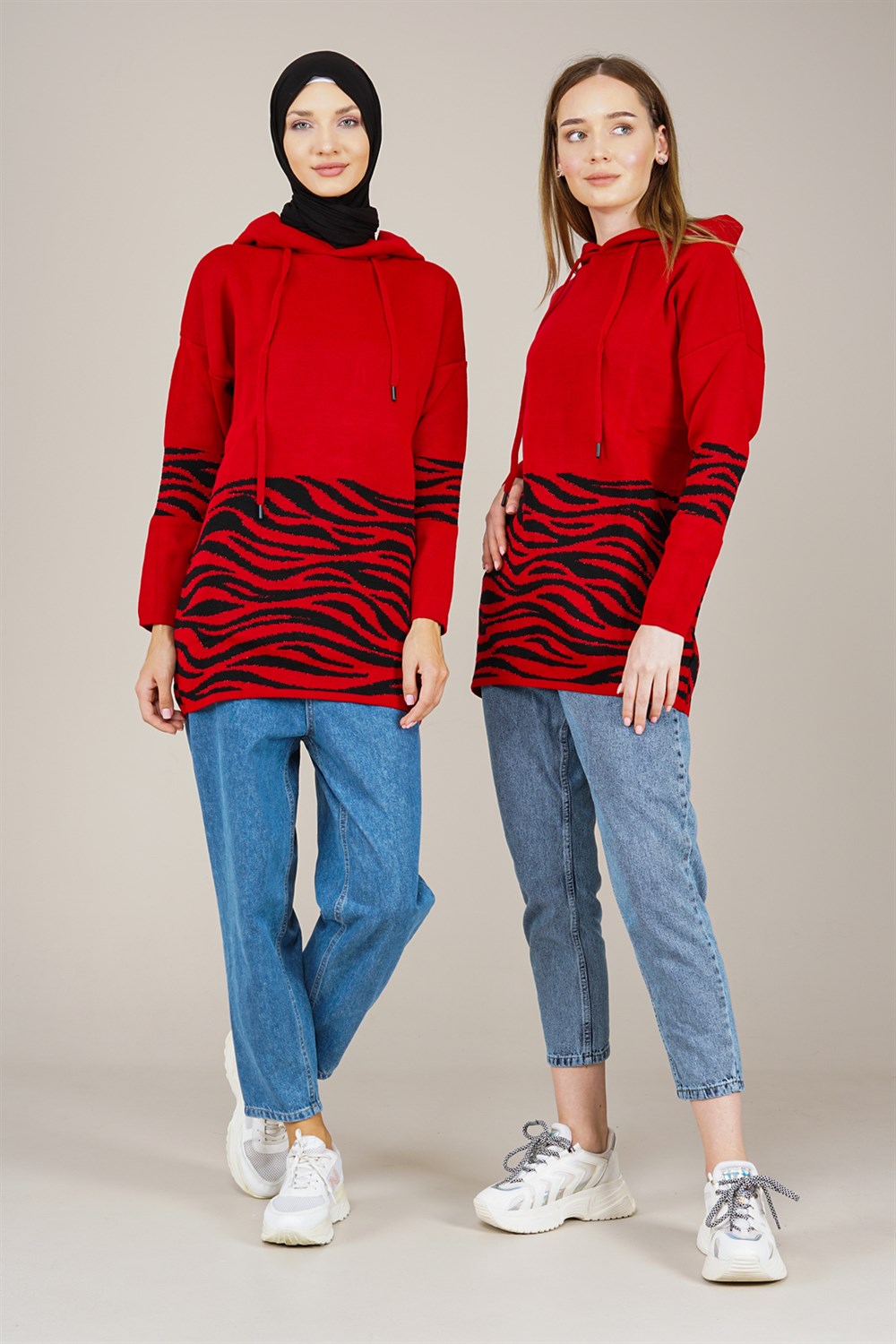 Kadın Zebra Desenli Kapüşonlu Triko  KırmızıCO652
