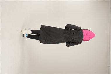 Kadın Uzun İp Büzgülü Şerit Detaylı Trençkot  Siyah-FuşyaES2028