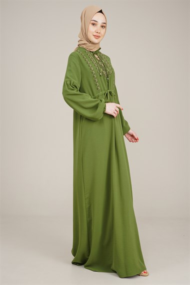 Kadın Yakası Nakış Detaylı Kolları Lastikli Uzun Elbise YeşilETE63030