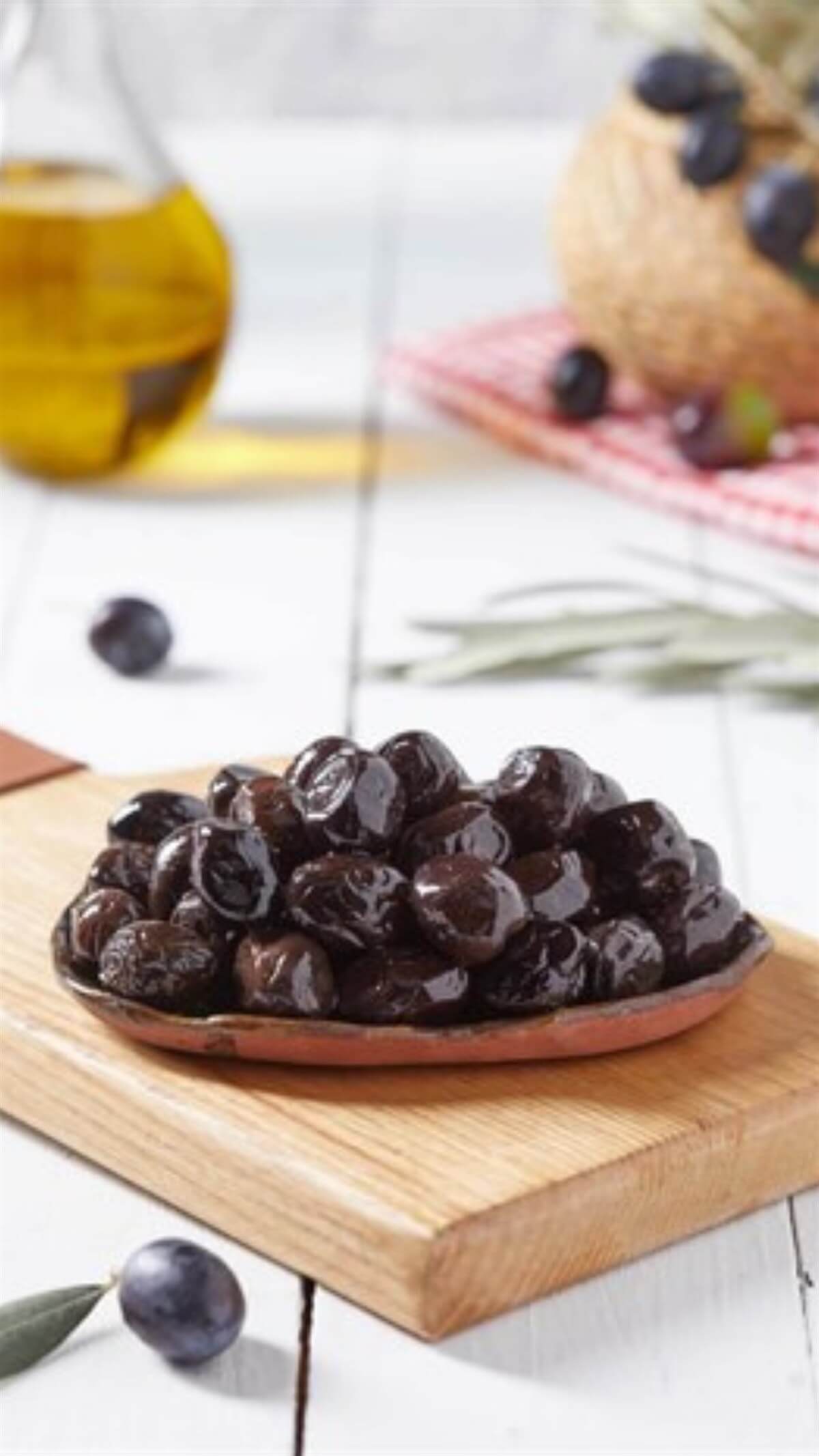 Edremit Yuvarlama İri Boy Siyah Zeytin Doğal Ev Yapımı