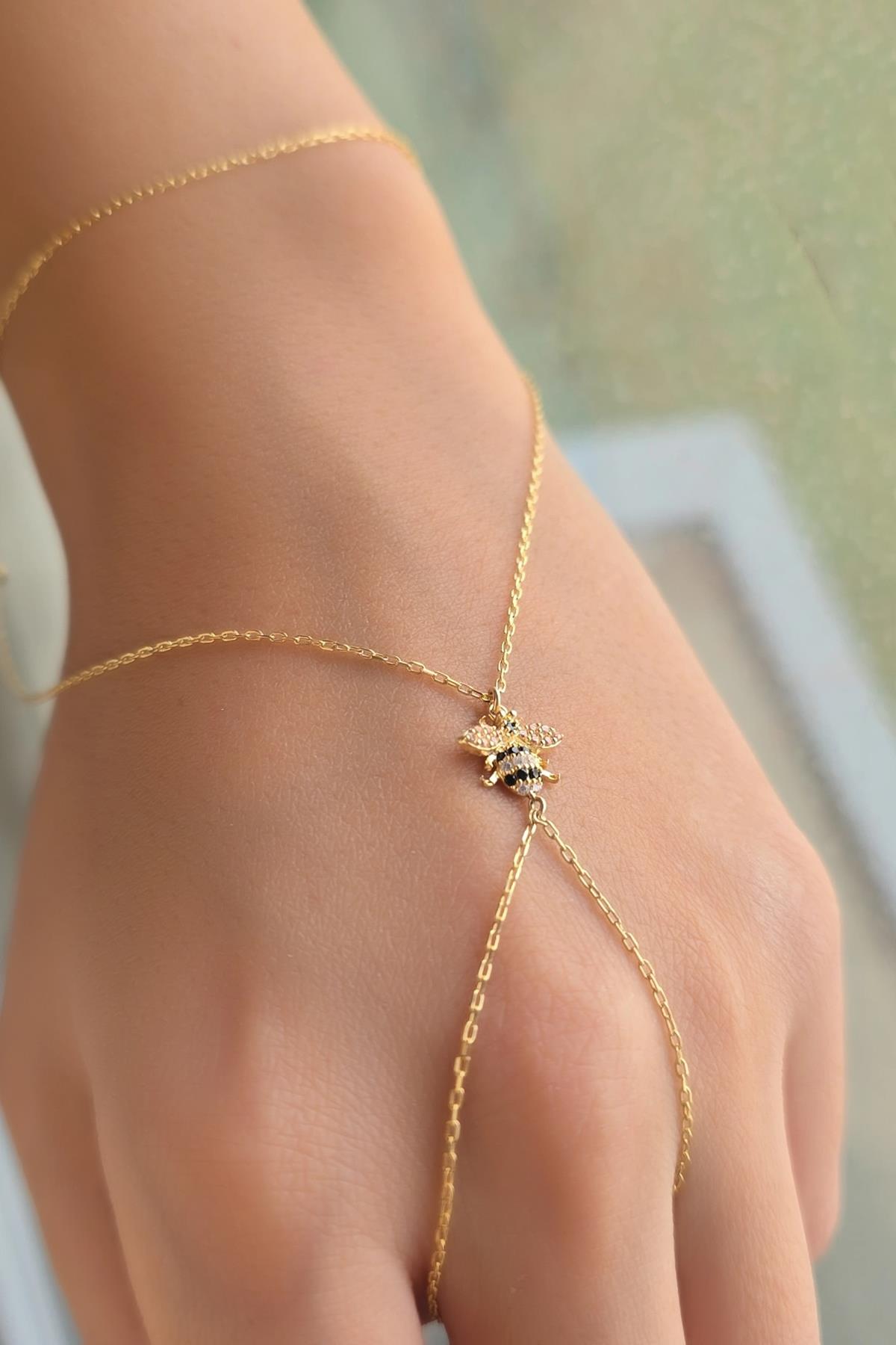 ARI GÜMÜŞ ŞAHMERAN