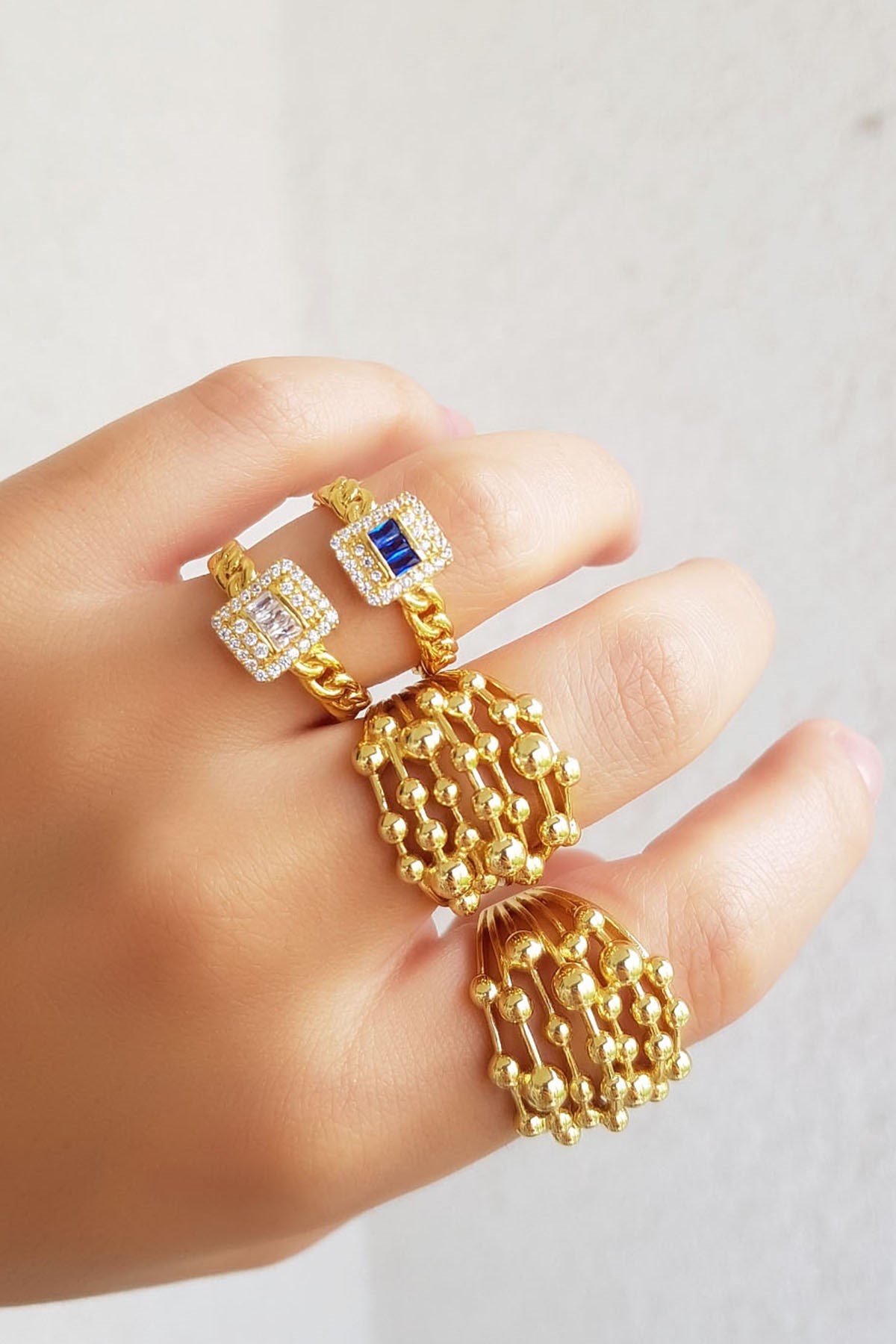 BAGUETTE CHAIN SILVER RING WITH WHITE STONES