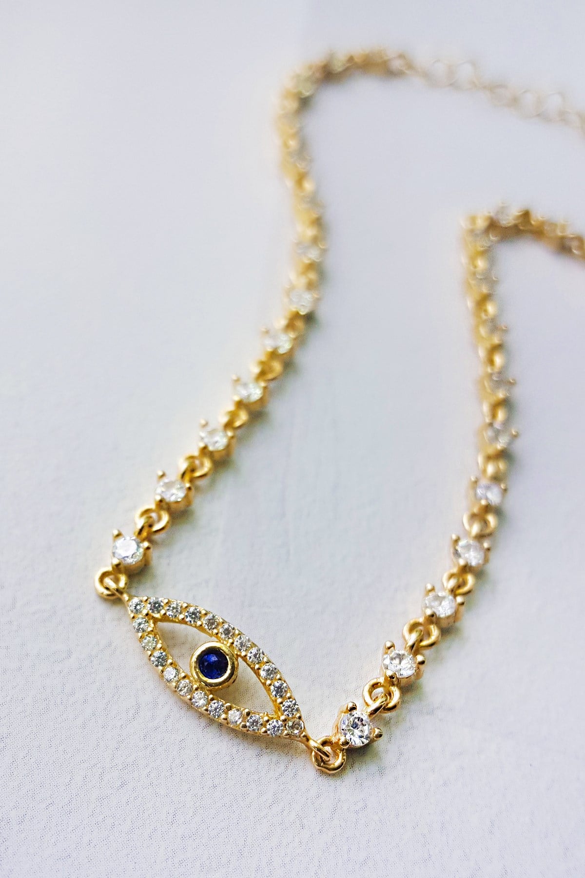 Blue Eye Silver Bracelet with Zircon Stone