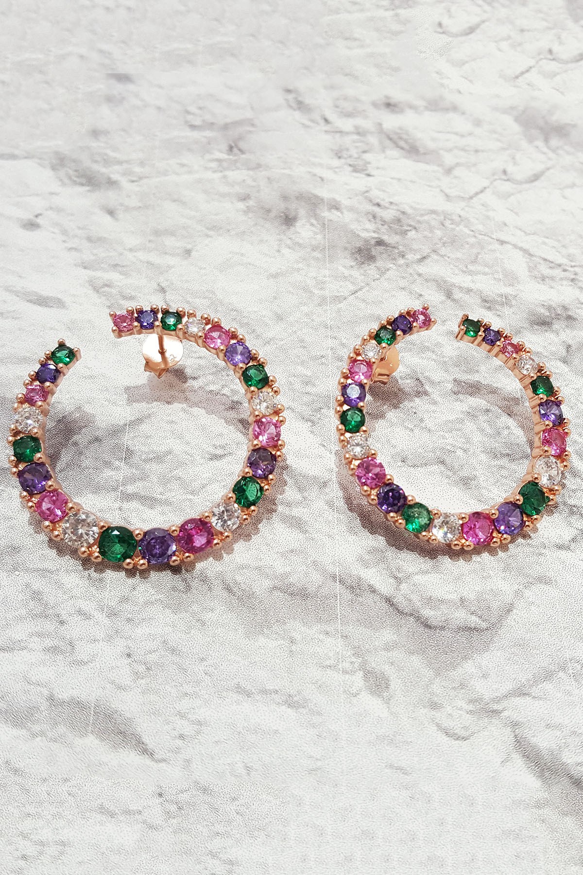 ÇİFT MULTICOLOR İTHAL TASARIM KÜPE
