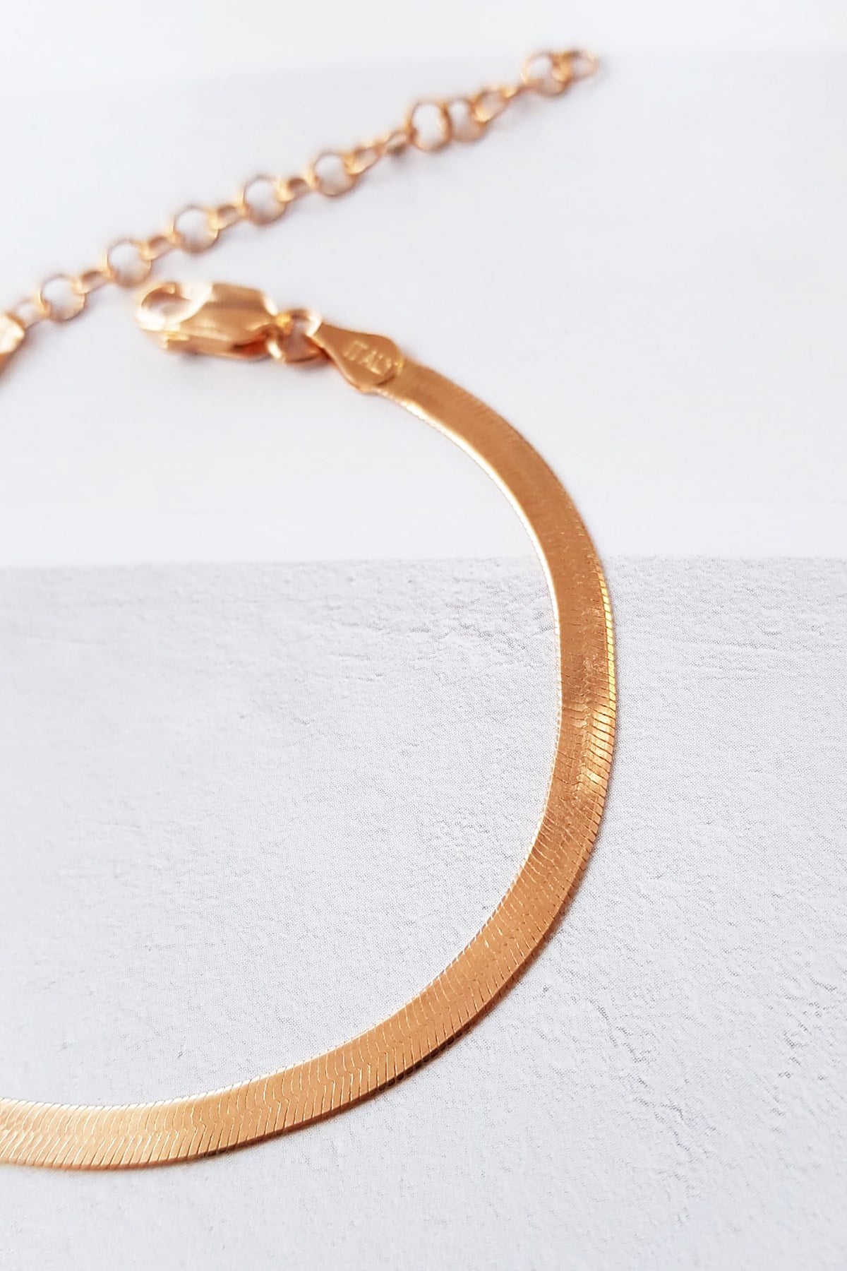 ITALIAN FLAT DESIGN SILVER BRACELET
