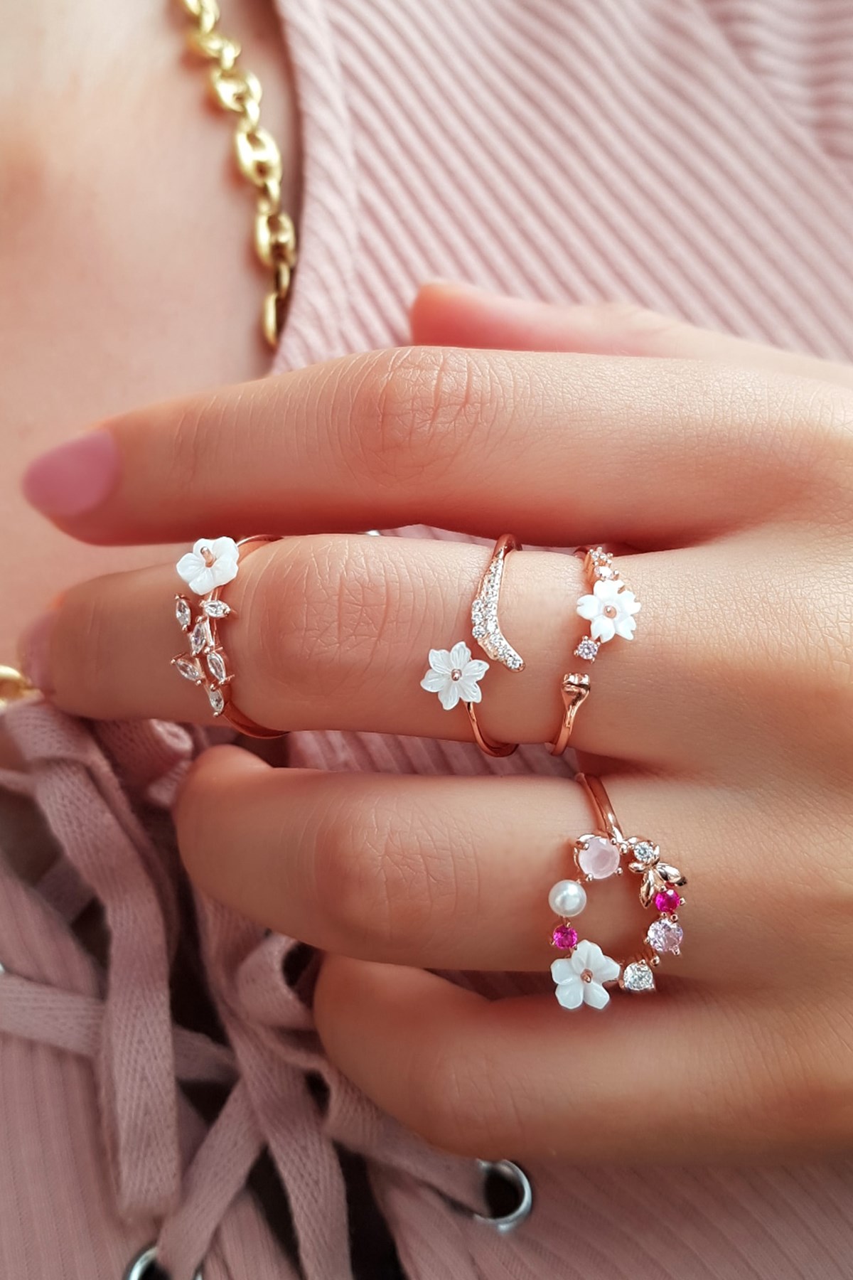 İTHAL MANOLYA ELEGANT TASARIM GÜMÜŞ YÜZÜK