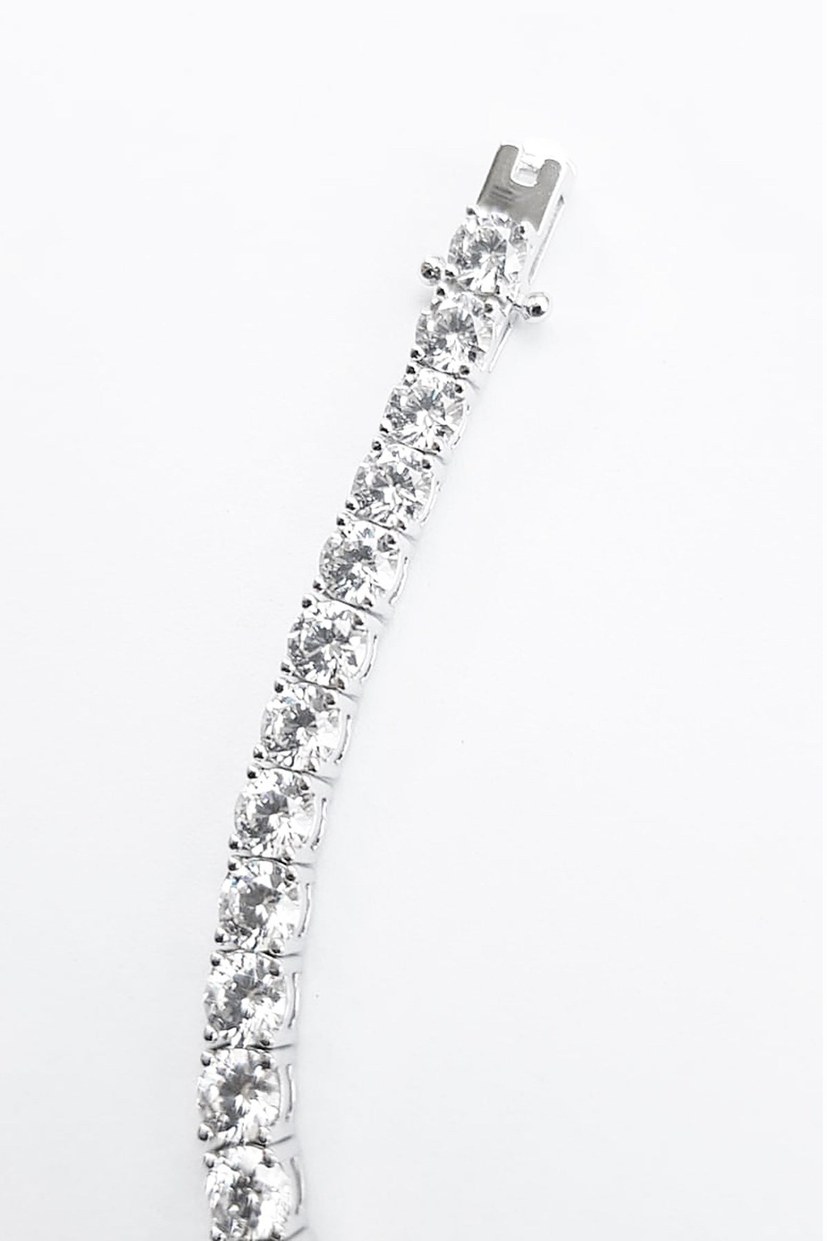 IMPORTED WATERWAY 3.5 MM SILVER BRACELET