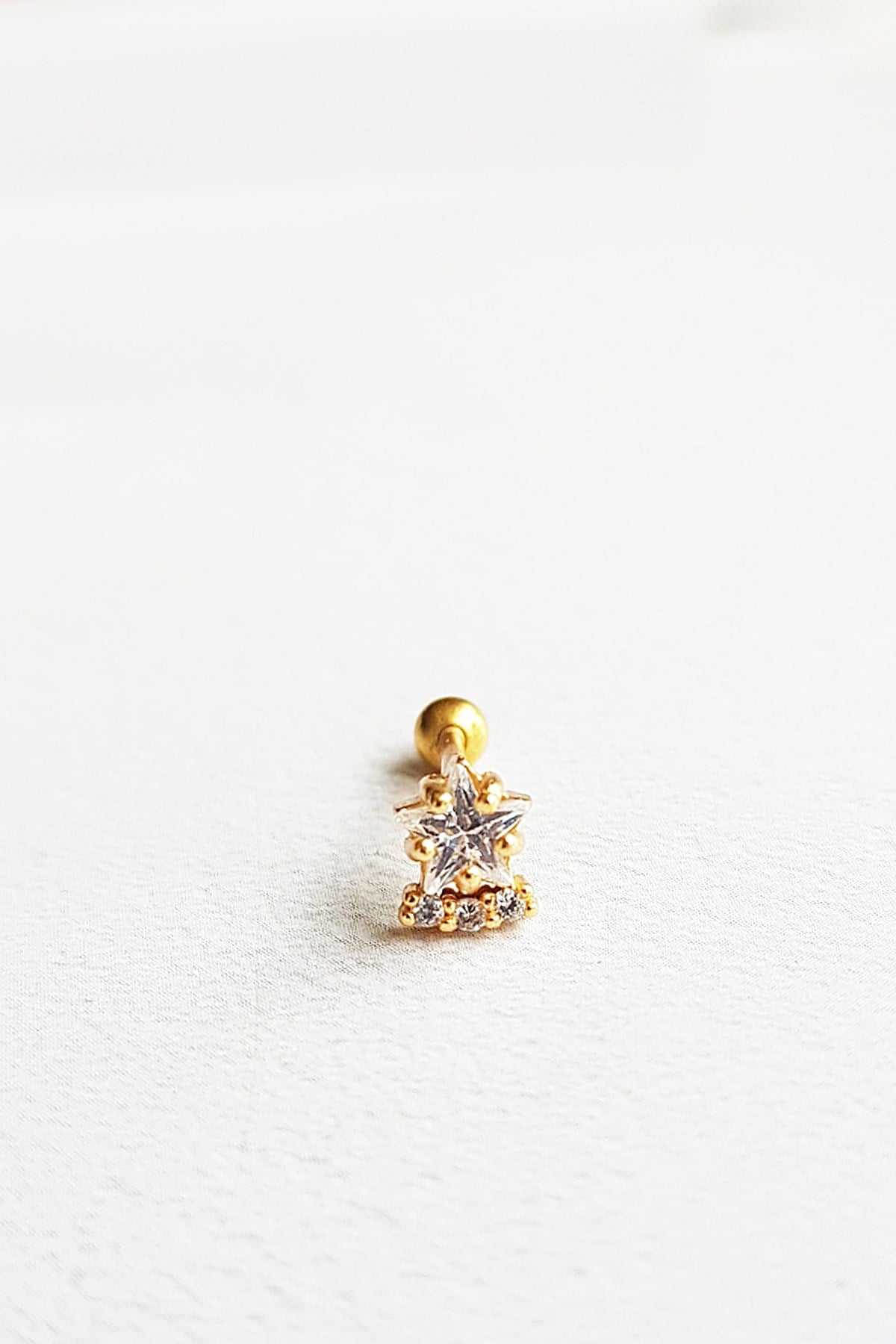 İTHAL TEKLİ STAR MINI GÜMÜŞ PİERCİNG KÜPE