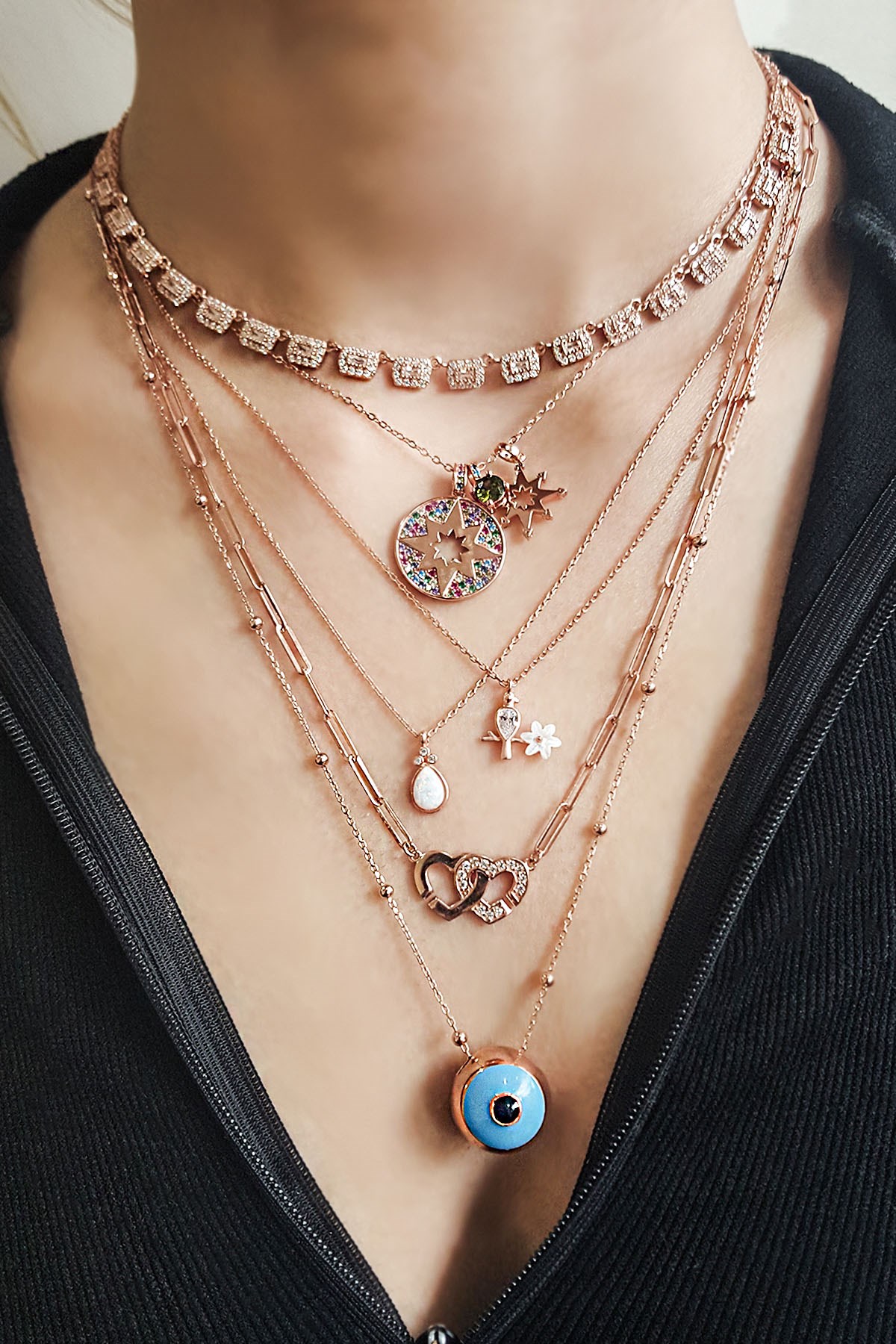 MANOLYA FİGÜRLÜ DAL GÜMÜŞ KOLYE