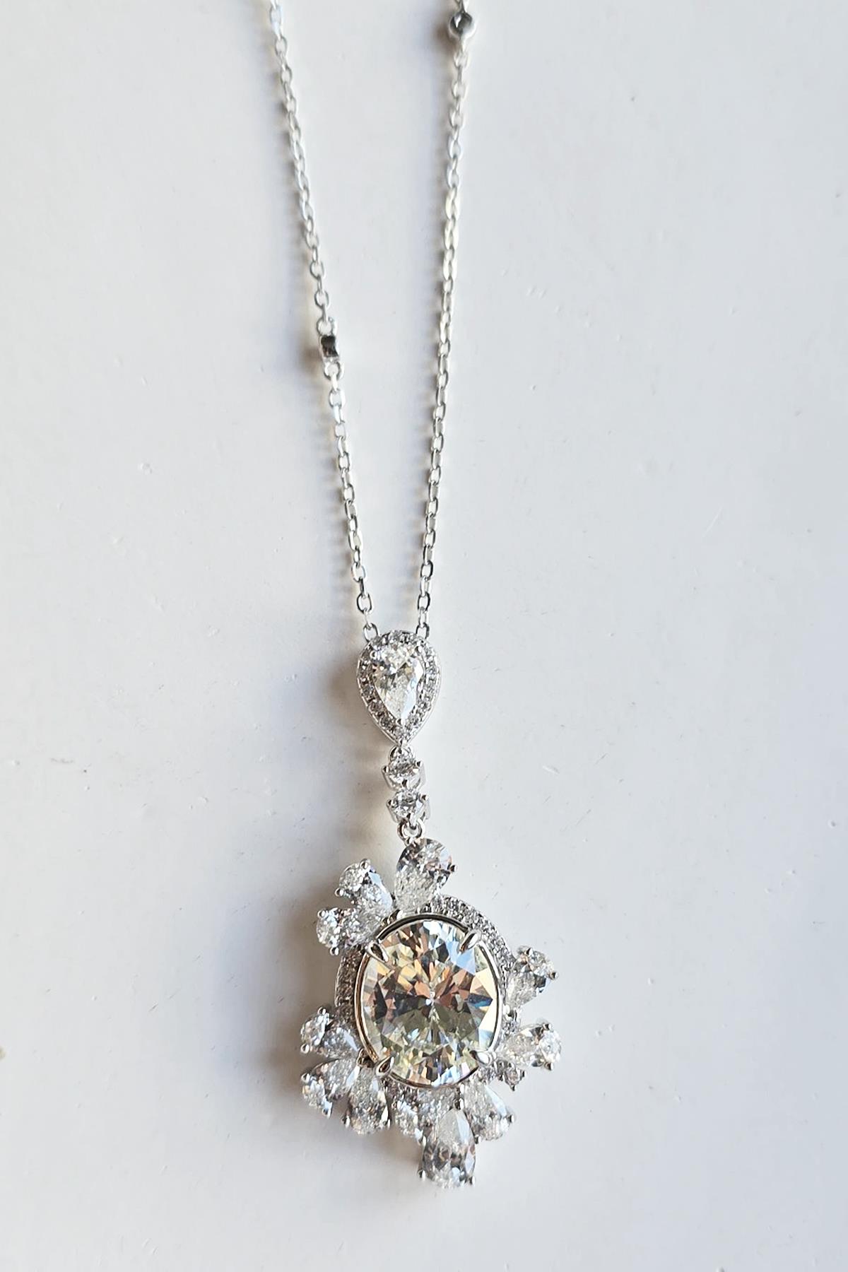 MOZANİT ICE QUEEN GÜMÜŞ KOLYE