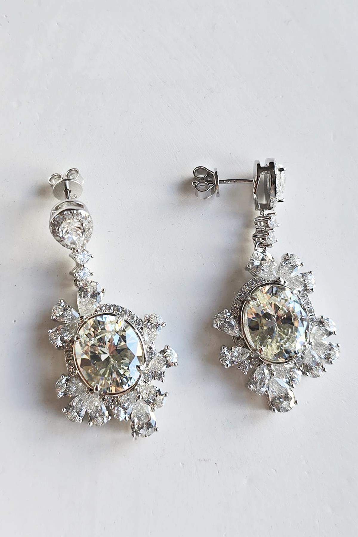 MOZANİT ICE QUEEN GÜMÜŞ KÜPE