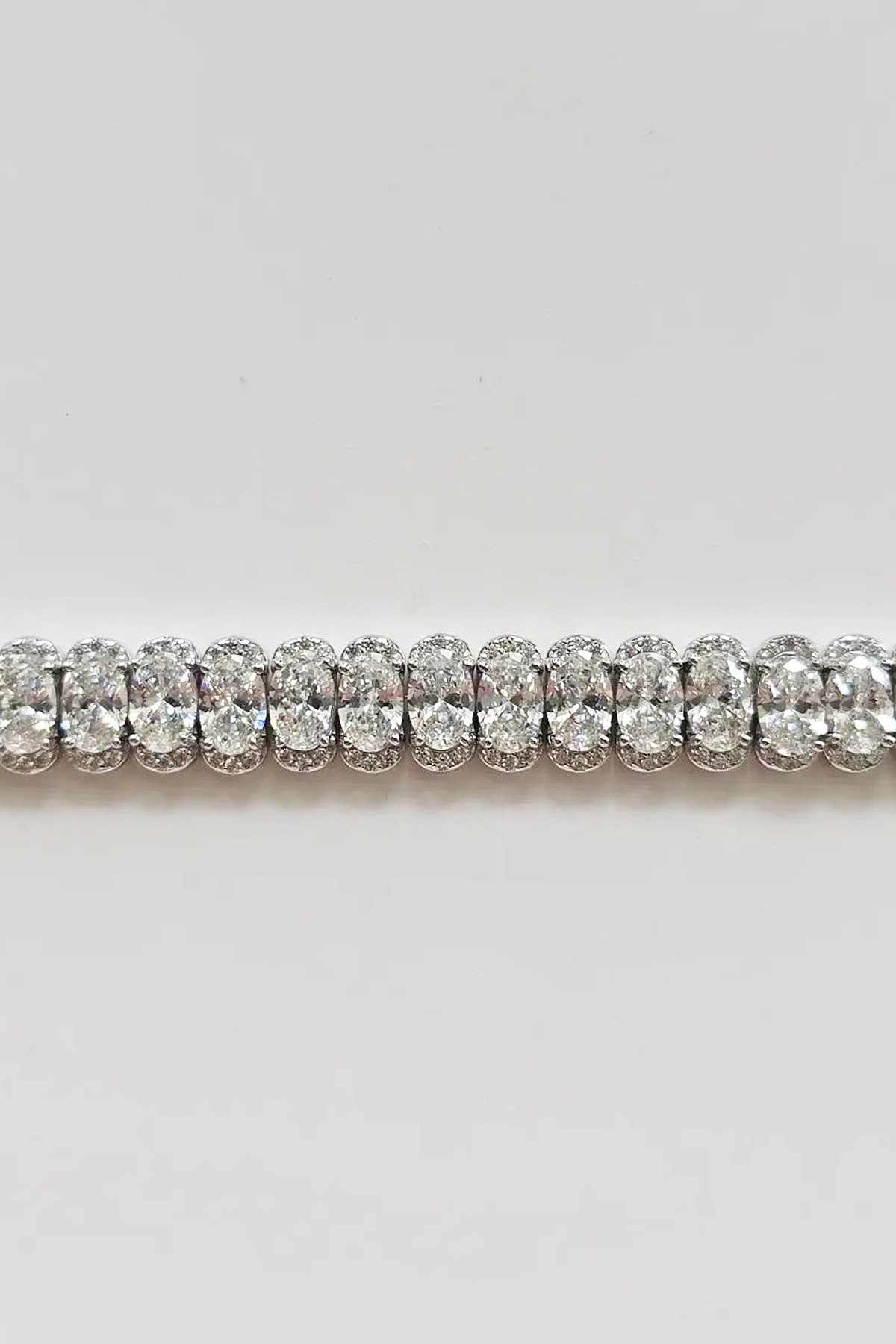 MOZANİT OVAL KESİM PREMİUM  GÜMÜŞ BİLEKLİK