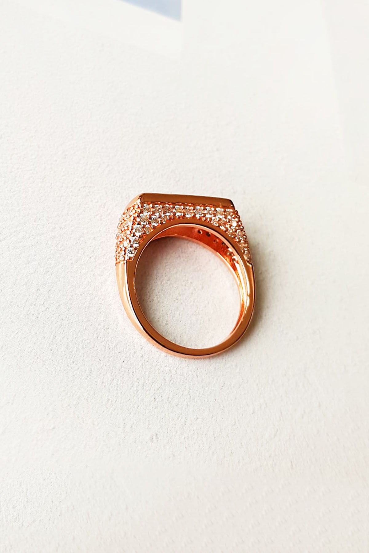 SILVER RING WITH PINK ZIRCON STONES 