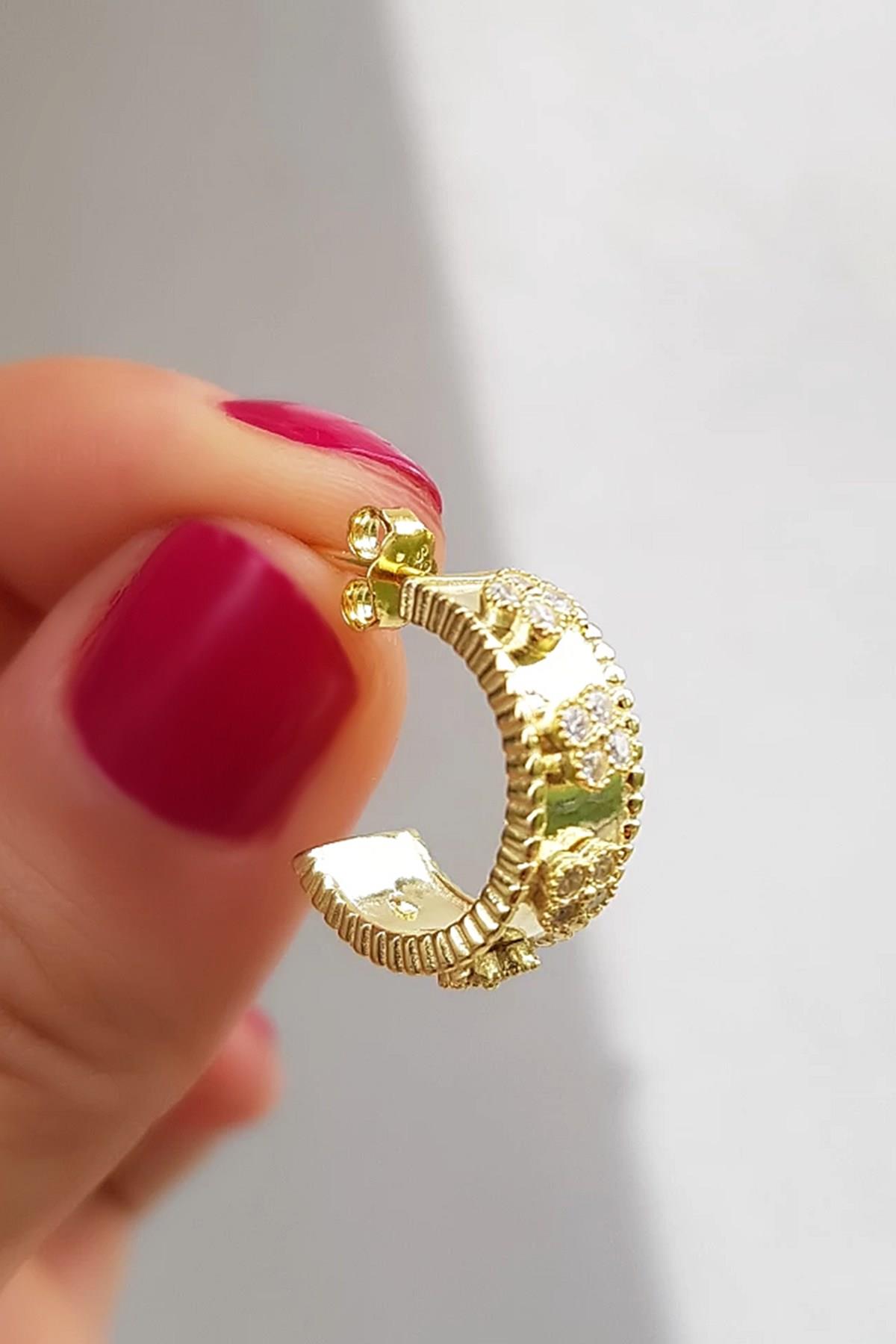 TEKLİ İTHAL ÇİÇEKLİ TASARIM GÜMÜŞ KÜPE