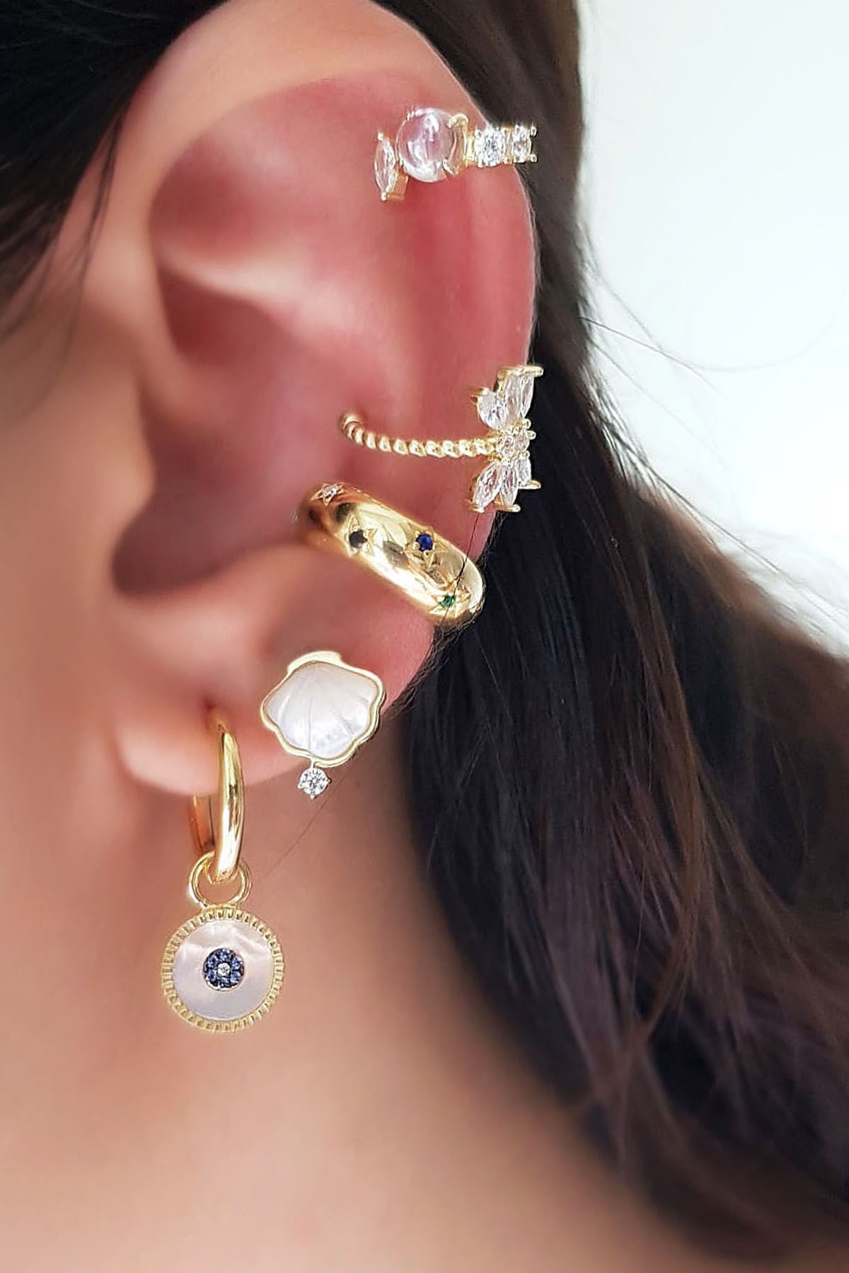 Tekli Ithal Mini Mavi Taşlı Circle Gümüş Küpe