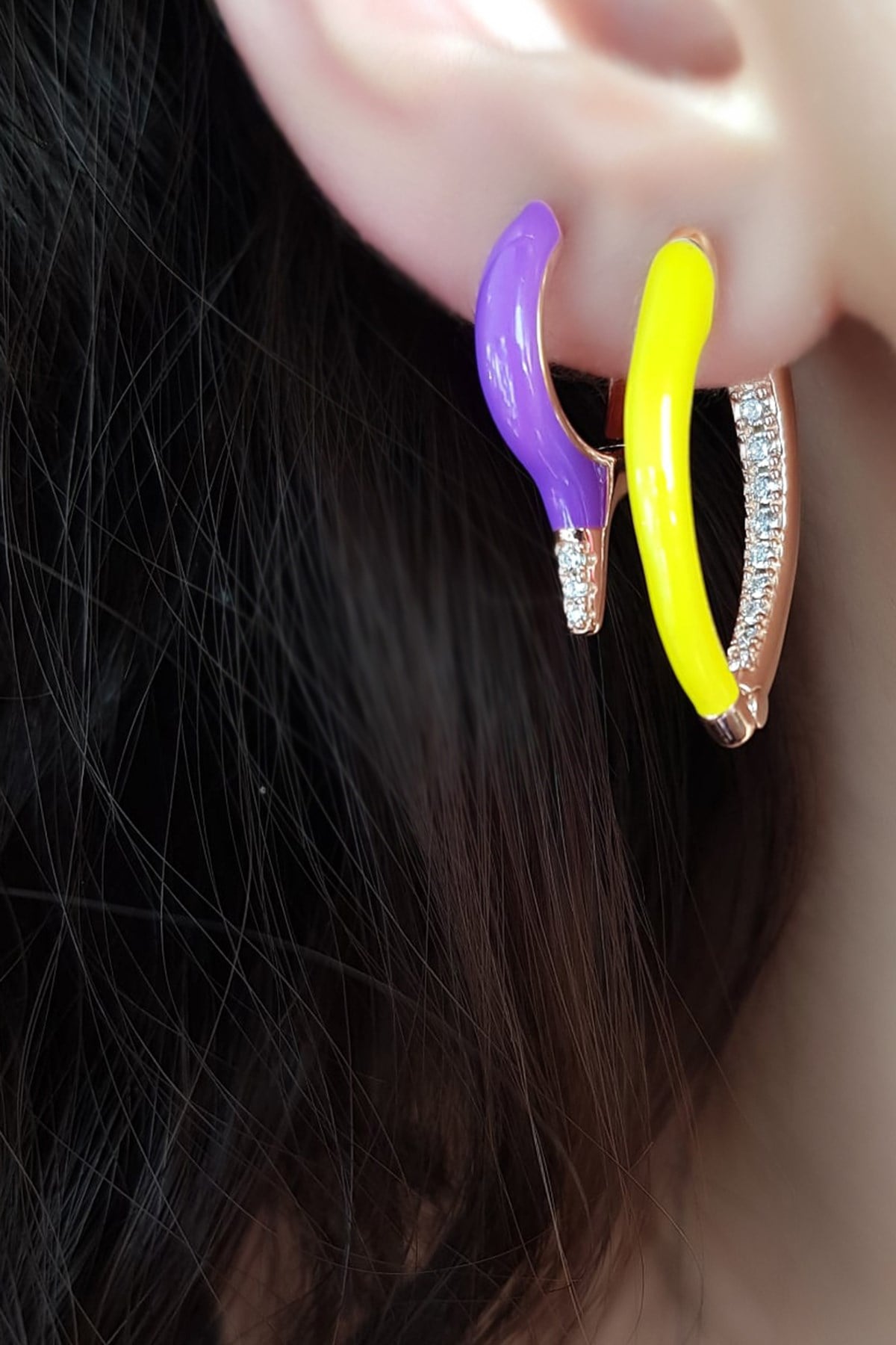 TEKLİ MİNİ KURŞUN MOR İTHAL GÜMÜŞ KÜPE