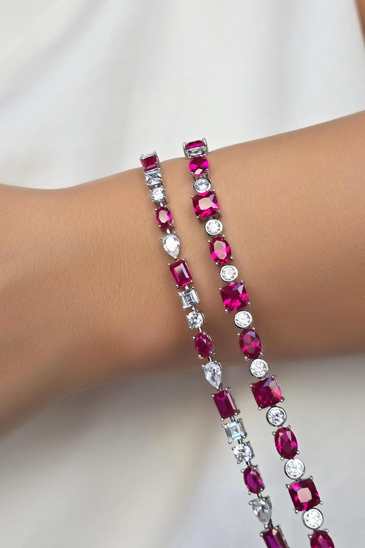 YAKUT RUBY KARE ÇOKLU ŞEKİL GÜMÜŞ BİLEZİK