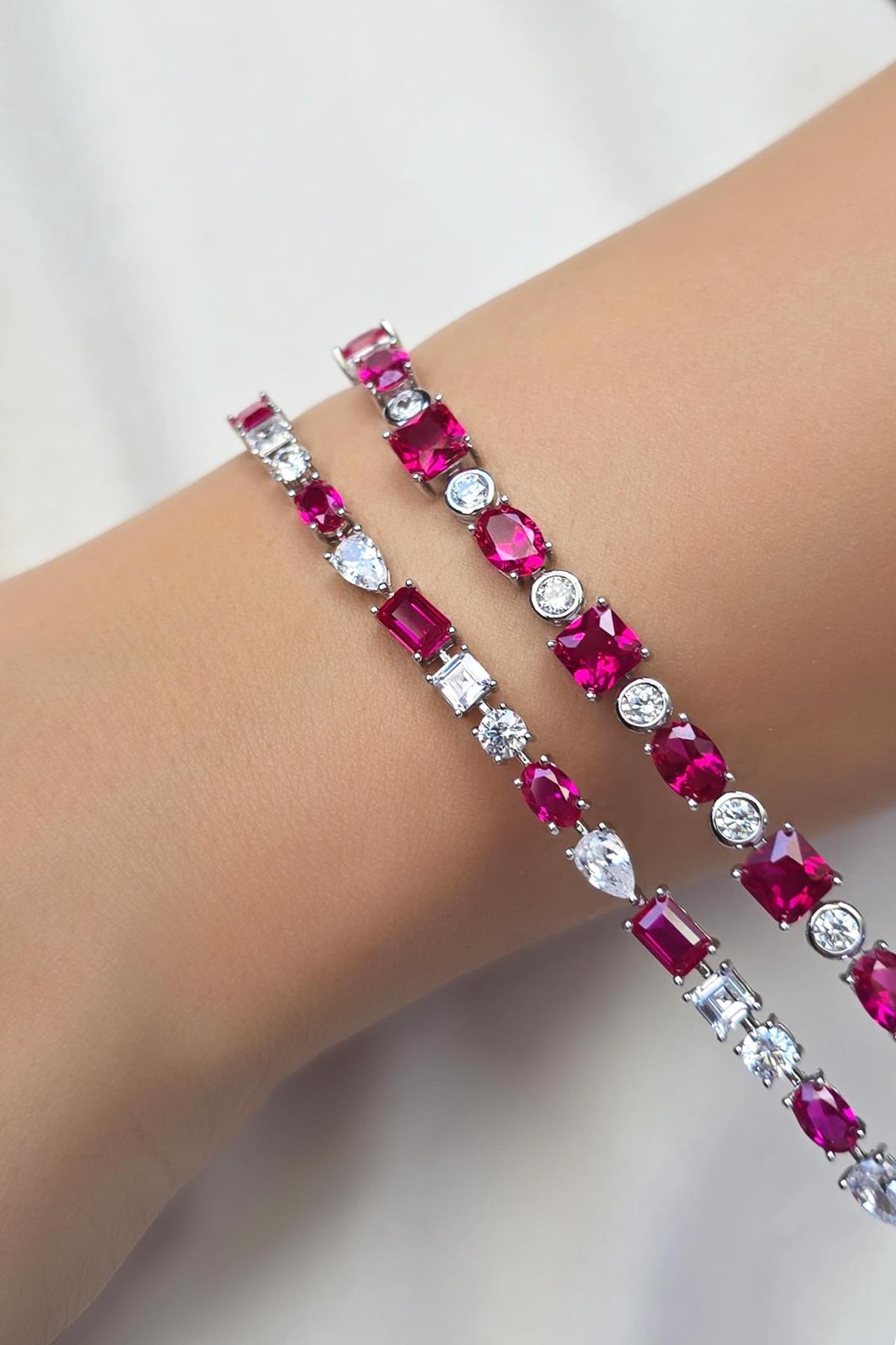 YAKUT RUBY KARE ÇOKLU ŞEKİL GÜMÜŞ BİLEZİK