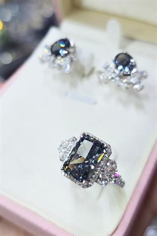 BLACK SİYAH LABORATUVAR PIRLANTA GÜMÜŞ YÜZÜK