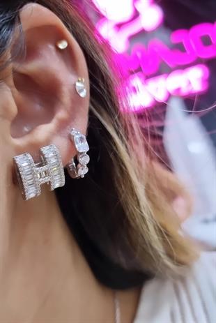 ÇİFT İTHAL H BAGET VIP TASARIM GÜMÜŞ KÜPE