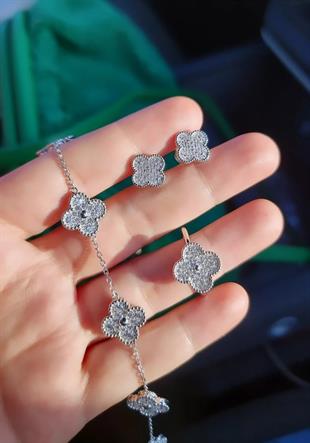 ÇİFT İTHAL YONCA CLOVER TAŞLI BEYAZ GÜMÜŞ KÜPE 
