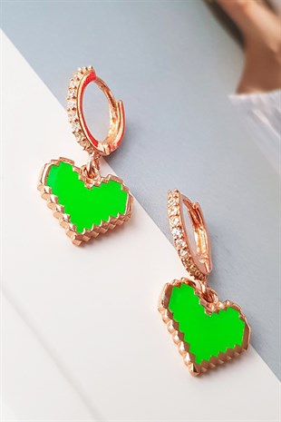 ÇİFTLİ, YEŞİL KALP MODEL GÜMÜŞ KÜPE