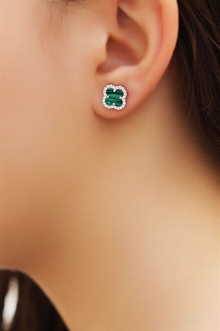 ÇİFTLİ, YEŞİL TAŞLI YONCA GÜMÜŞ KÜPE