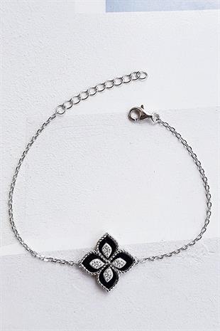 İTHAL ÇİÇEKLİ SİYAH ONİX GÜMÜŞ BİLEKLİK